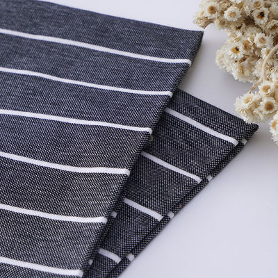 Καλή τιμή. Εύκολο και άνετο υφάσματα για πολό πουκάμισο σε απευθείας σύνδεση