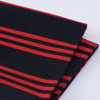 Καλή τιμή. Αναπνευστικό και άνετο και μοντέρνο υγιές ραβδωτό πλεκτό ύφασμα για μπλουζάκι σε απευθείας σύνδεση