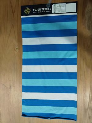 Καλή τιμή. Επίπεδο και αναπνευστικό άνετο και ριγέ υλικό ύφασμα για μπλουζάκι πόλο σε απευθείας σύνδεση