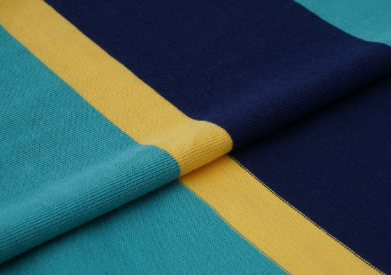 Καλή τιμή. Αναπνευστικά και φυσικά φιλικά προς το δέρμα, καλή υφή, μαλακό ραβδωτό πλεκτό για μπλουζάκι σε απευθείας σύνδεση