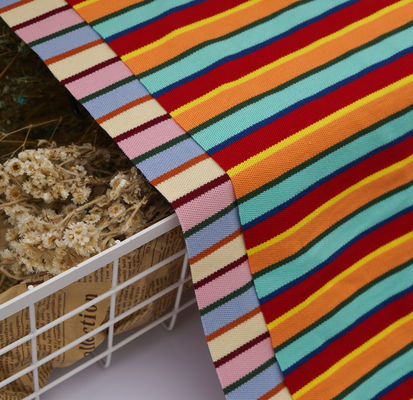 Καλή τιμή. Διαπνέον και άνετο ελαστικό ριγέ πλεκτό ύφασμα για ρούχα αναψυχής σε απευθείας σύνδεση