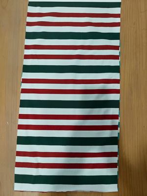 Καλή τιμή. Άνετο, Διαπνέον και Κομψό Ριγέ Πλεκτό Ύφασμα για Πόλο σε απευθείας σύνδεση